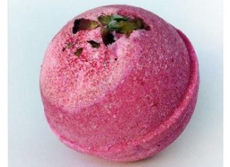 Free Sample of Ring Bath Bomb From Soak and Bauble